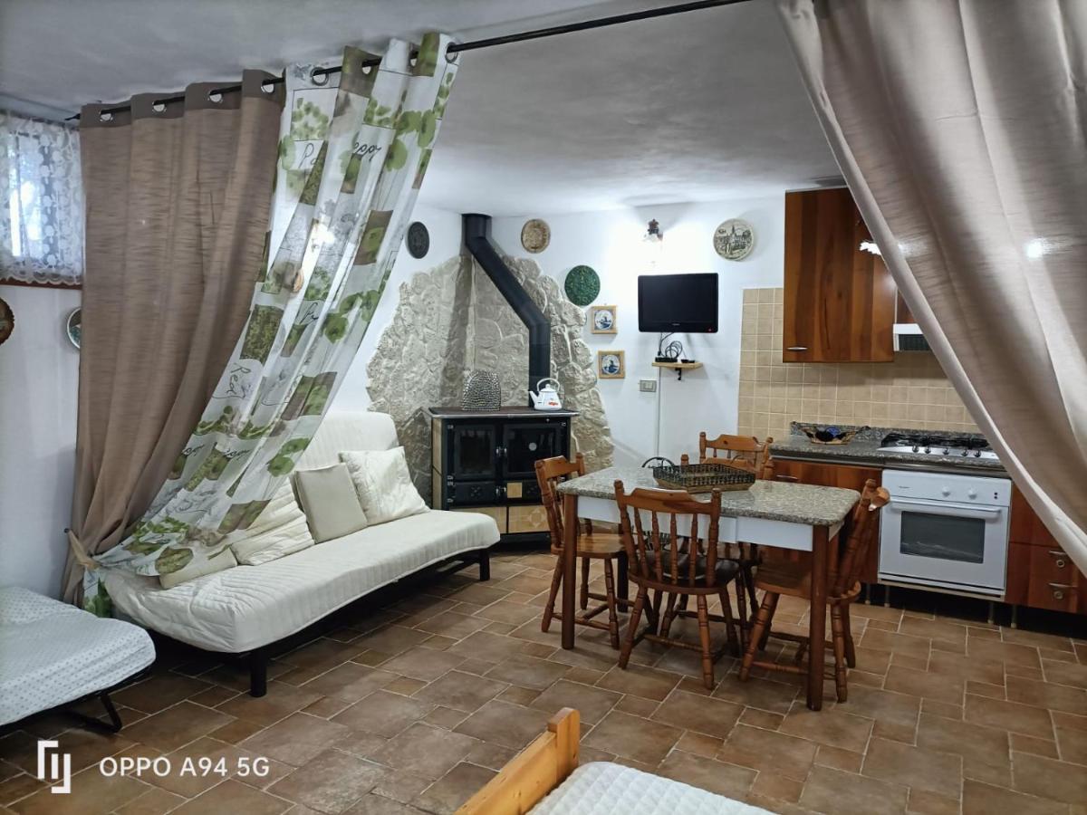 La Taverna Di Angela Amendolara Buitenkant foto