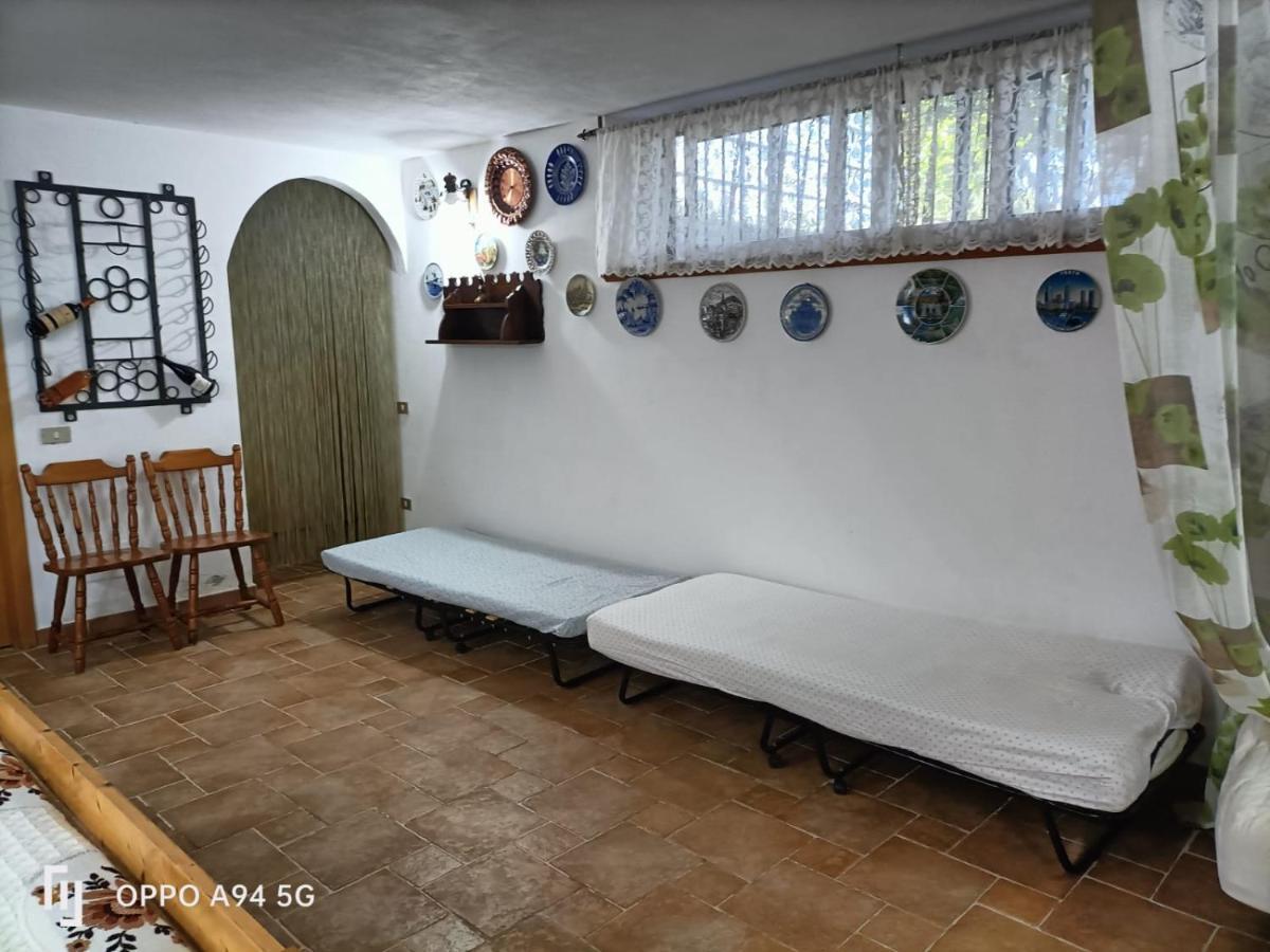 La Taverna Di Angela Amendolara Buitenkant foto
