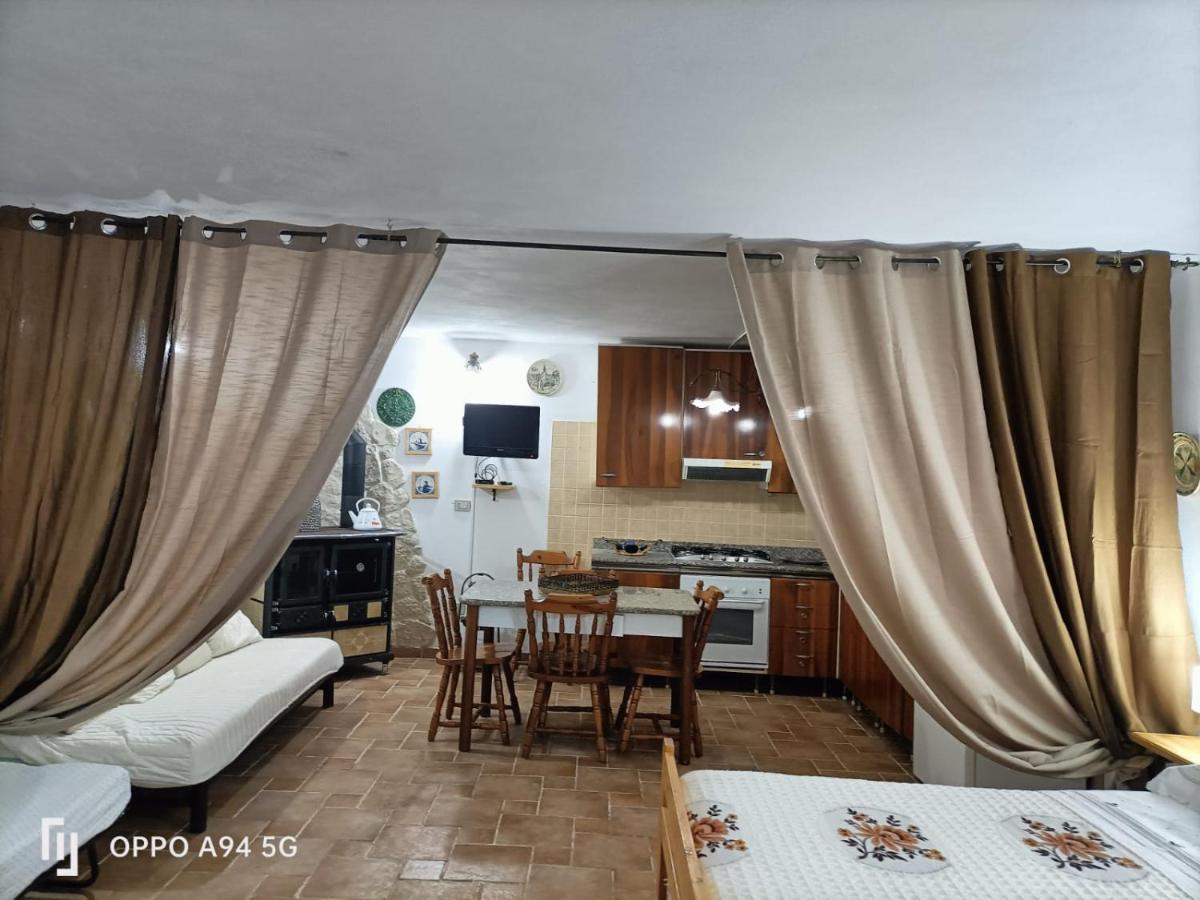 La Taverna Di Angela Amendolara Buitenkant foto